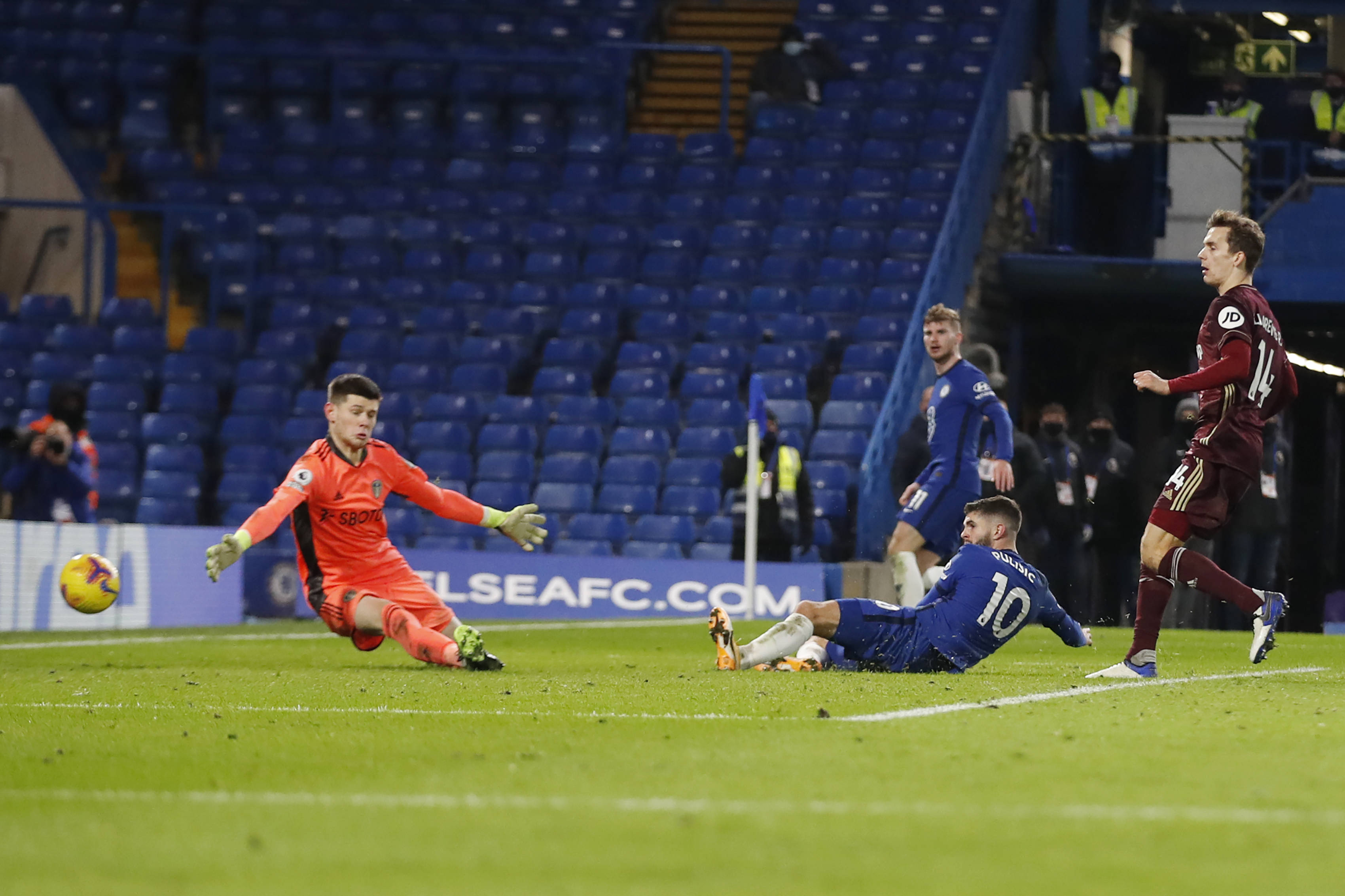 队做出了巨 队做出了巨