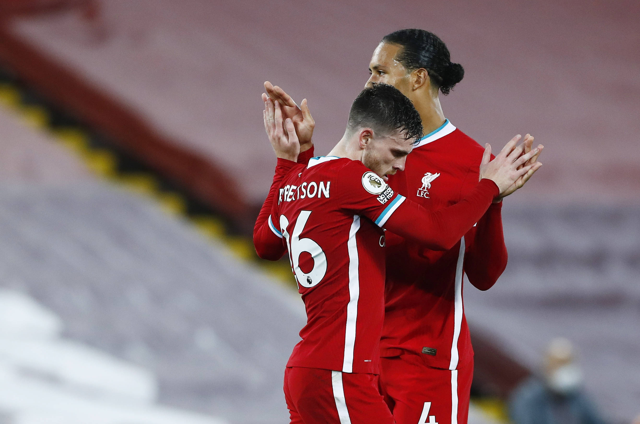 他在4场比 他在4场比