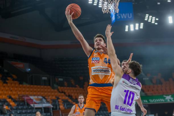 的轰然倒下 的轰然倒下